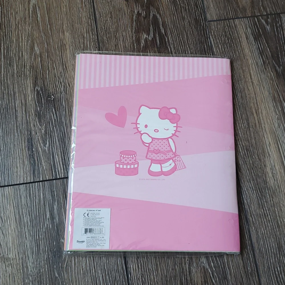 NOS Sanrio Design Hello Kitty * Set Of 5 Folders With Pockets